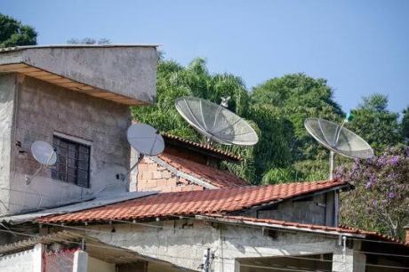 Ministério das comunicações autoriza novos canais de Tv digital para Serra do Ramalho ,Buritirama e Formosa do Rio Preto .