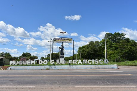 Areninha Society do Município de Muquém do São Francisco passa a se chamar Manoel Mendes de Aquino