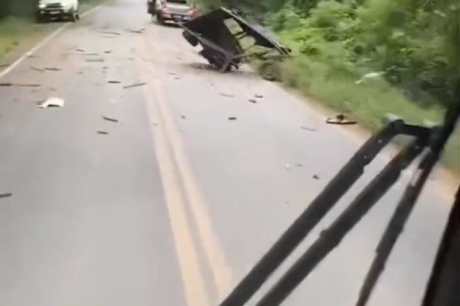 Colisão é registrada na na BR-349 entre Bom Jesus da Lapa e São Félix do Coribe