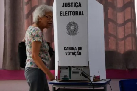 Eleitores que não votaram no 2º turno têm até terça para justificar