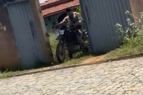 Suspeito de furto de moto em Santana é preso pela Polícia Militar em Serra Dourada