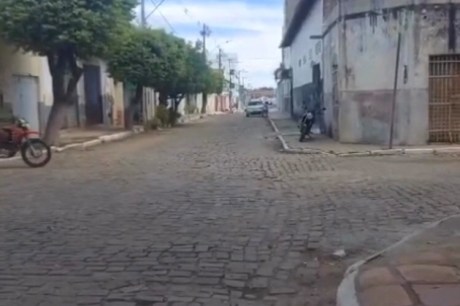 Moradores de algumas ruas do Centro de Ibotirama reclamam que estão sem agente de saúde: Há relatos de ruas com mais de 2 anos sem a visita de um profissional da área